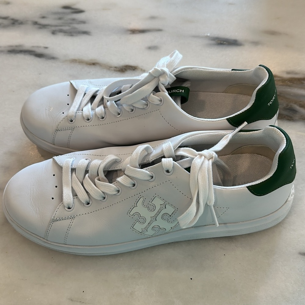 Tory Burch size 10 sneakers - Picture 7 of 7